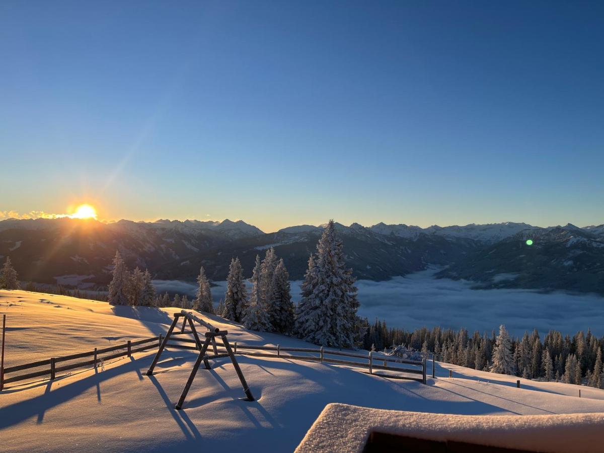 Radstaedter Huette Im Winter Nicht Mit Dem Auto Erreichbar Wunderschoene Alleinlage Schwemmberg Luaran gambar